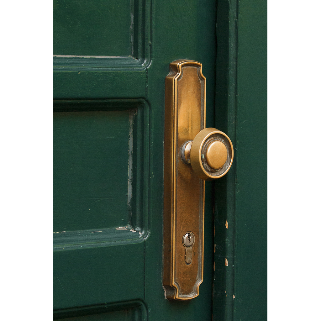 Малая Бронная улица 20а